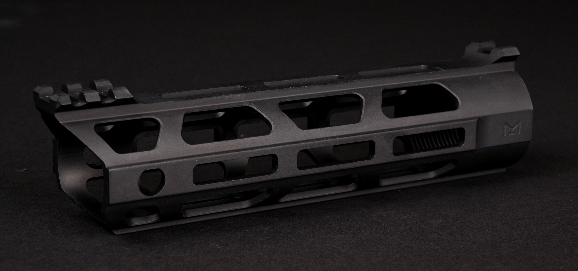 Silverback SRS A1 garde-main MLOK mi-long 113 g