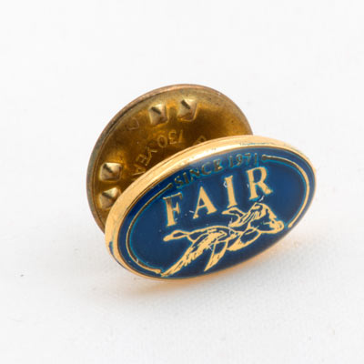 FAIR pin’s logo fond bleu collection